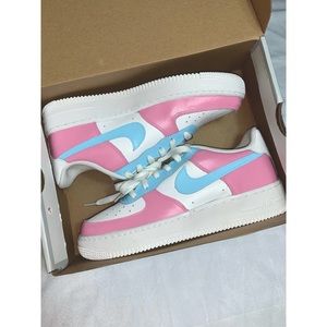Nike Air Force 1’s Pink and Blue Custom